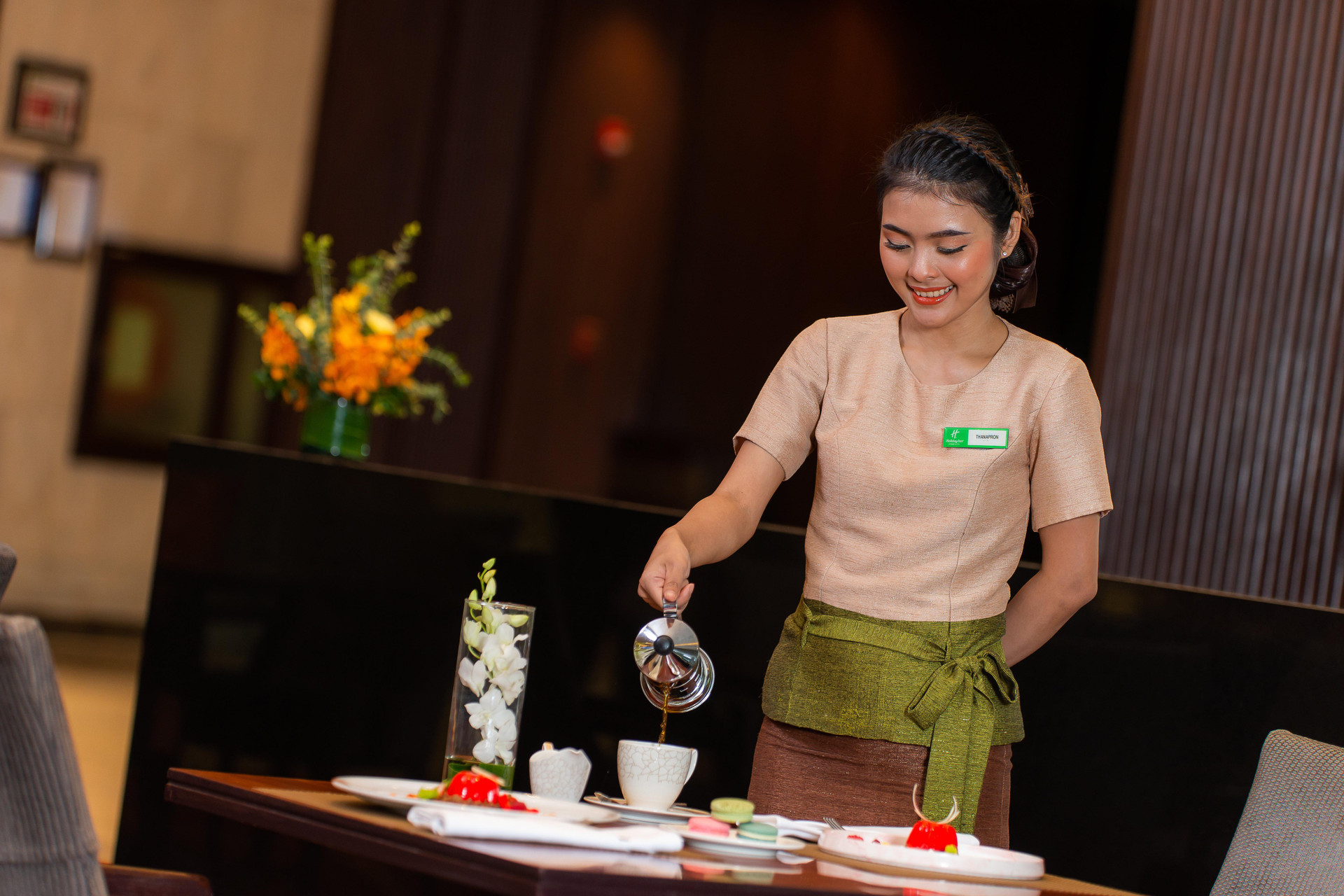 Vista Lobby Holiday Inn Bangkok Silom by IHG