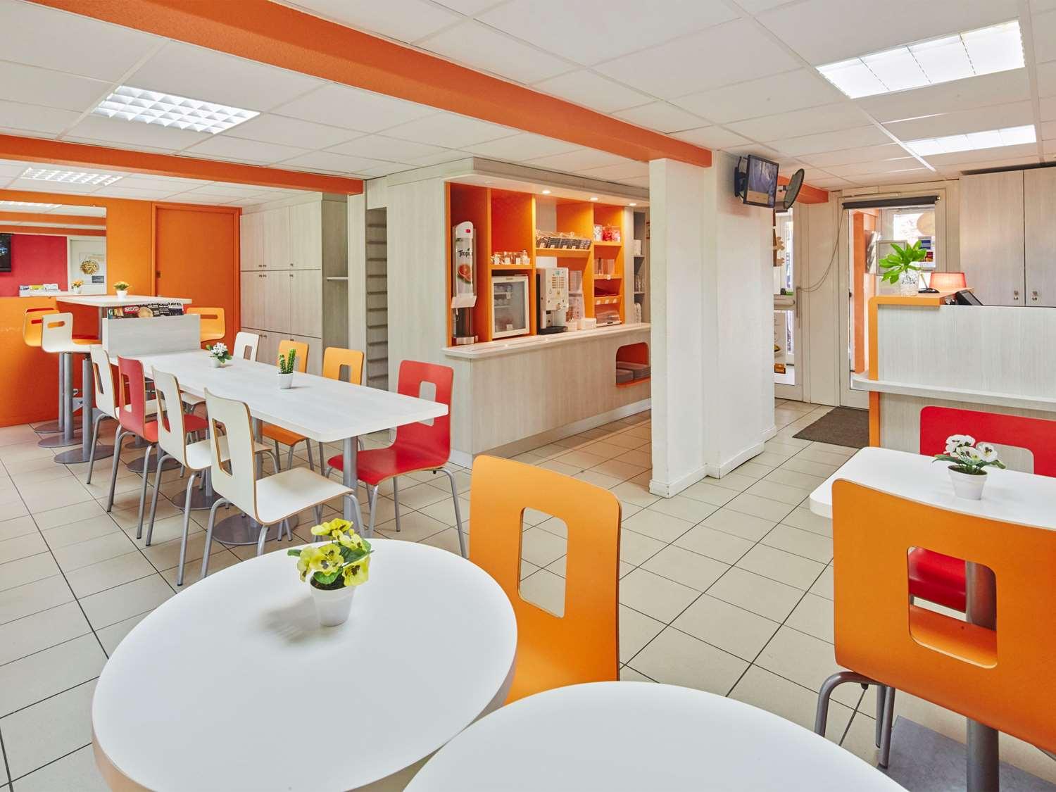 Restaurant Premiere Classe Melun Senart Vert Saint Denis