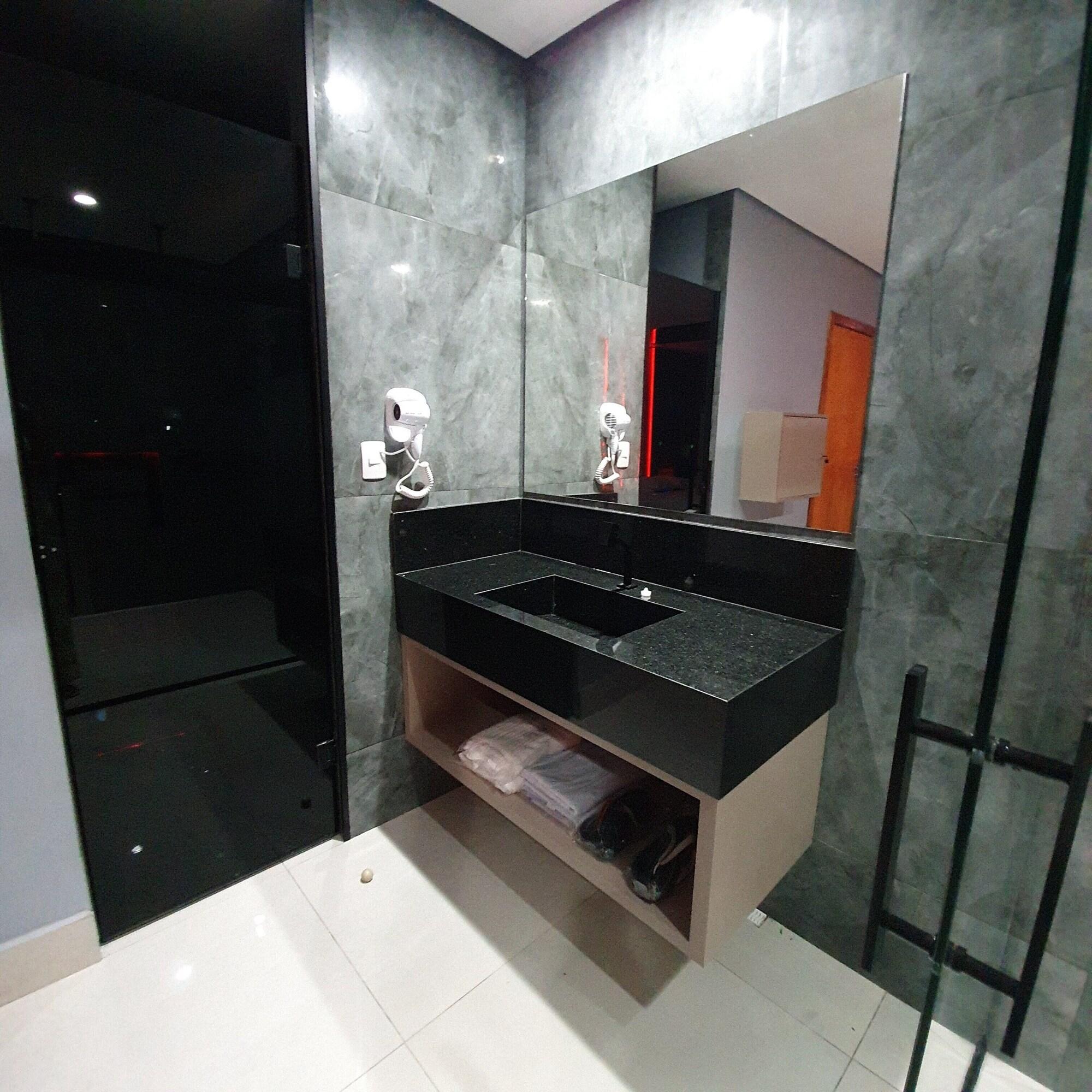 Equipamiento de Habitación Desejo Motel