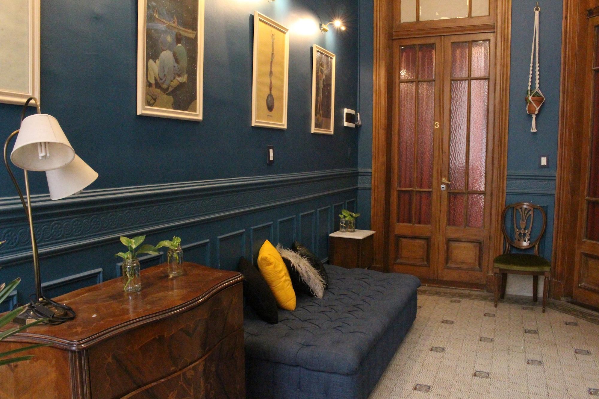 Vista Lobby Voyage Recoleta Hostel