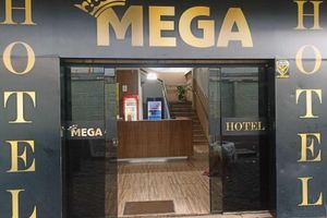 Alojamiento - MEGA HOTEL