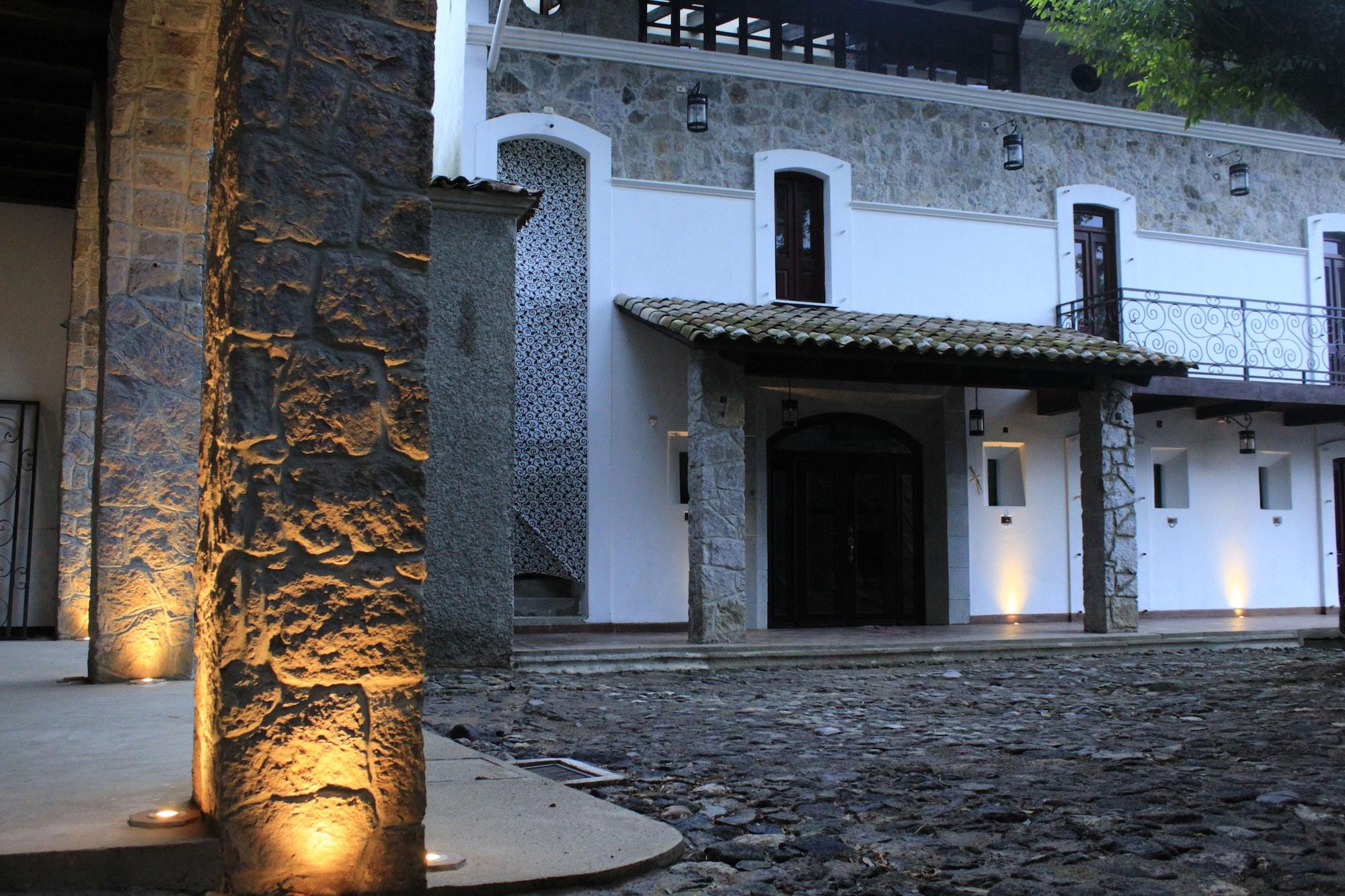 Vista Exterior Hotel Atzalan