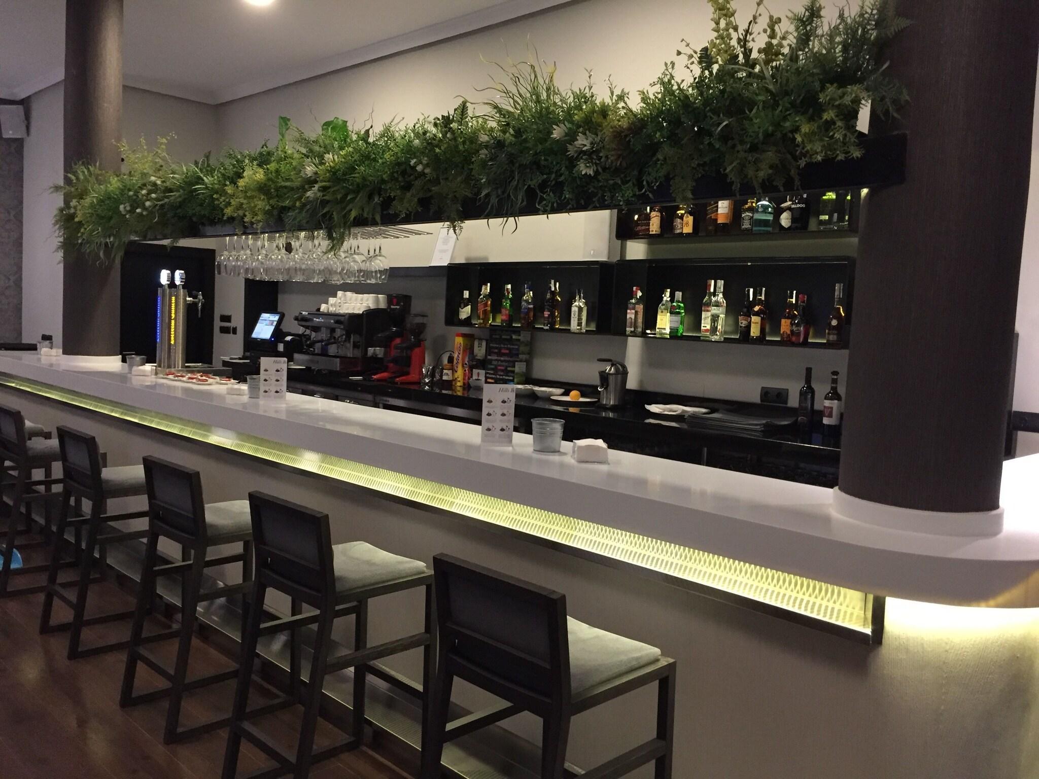 Bar/Salón Parque Real
