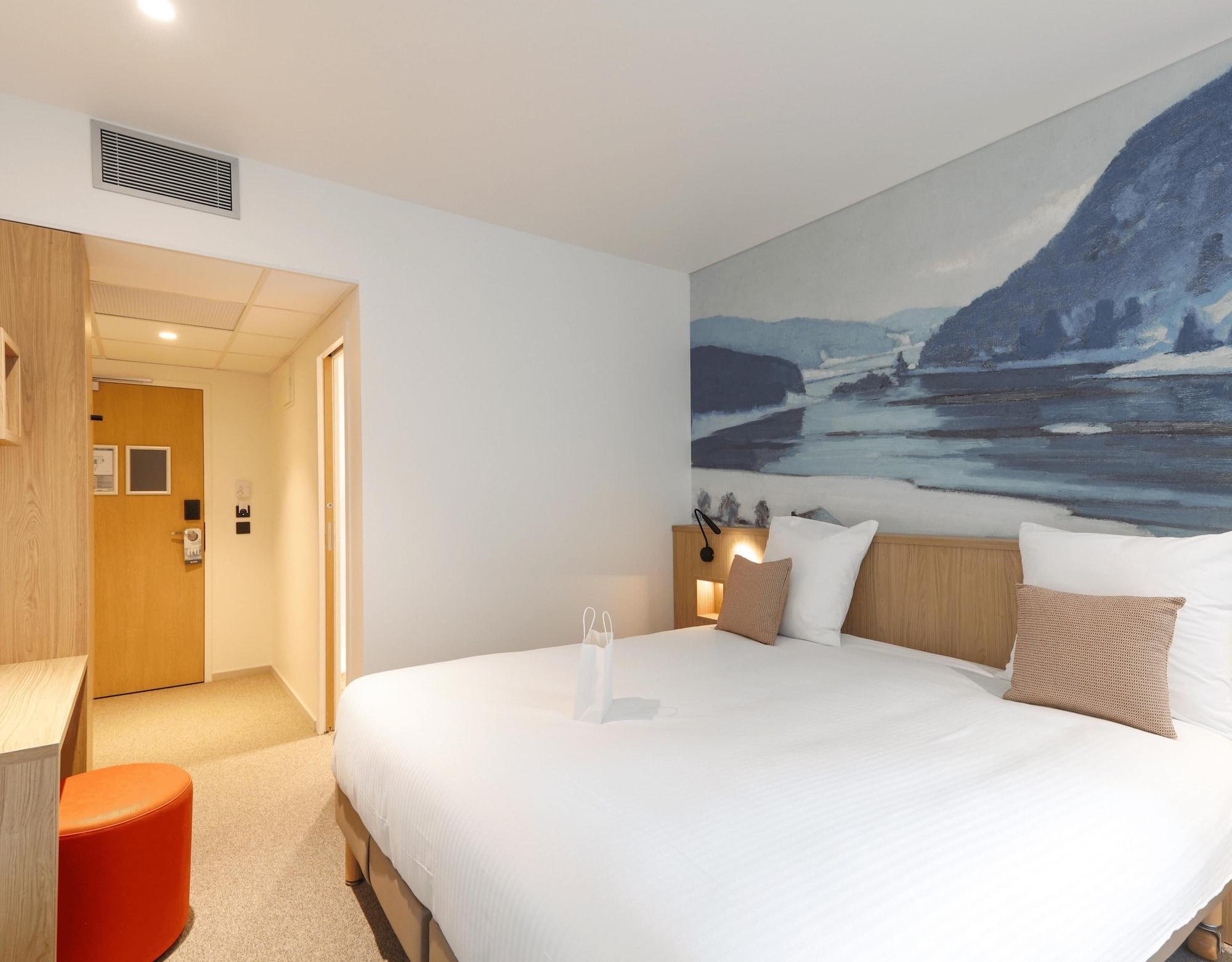 Habitación Kyriad Montbéliard Sochaux Hôtel & Spa