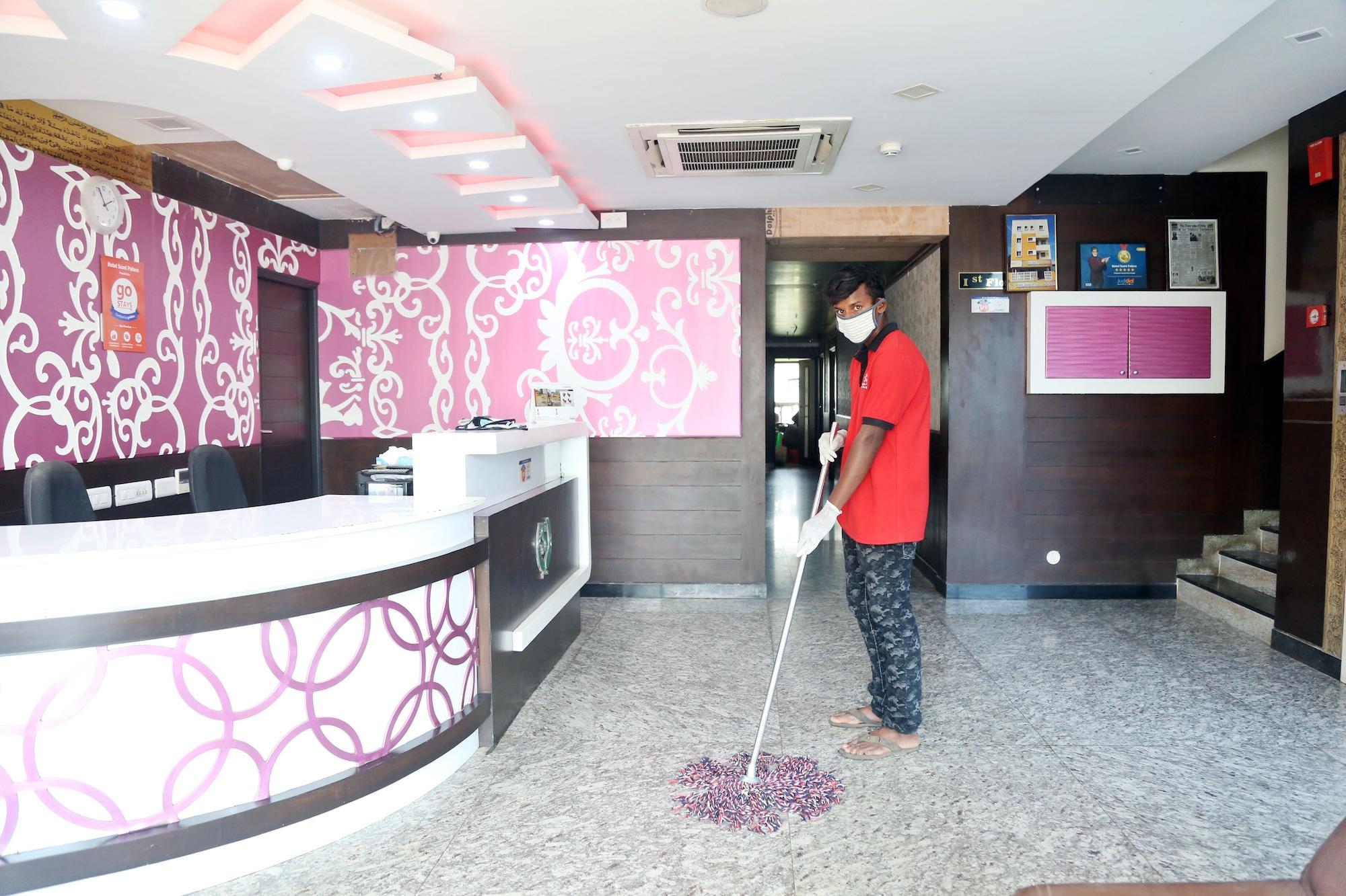 Vista Lobby Hotel Sumi Palace