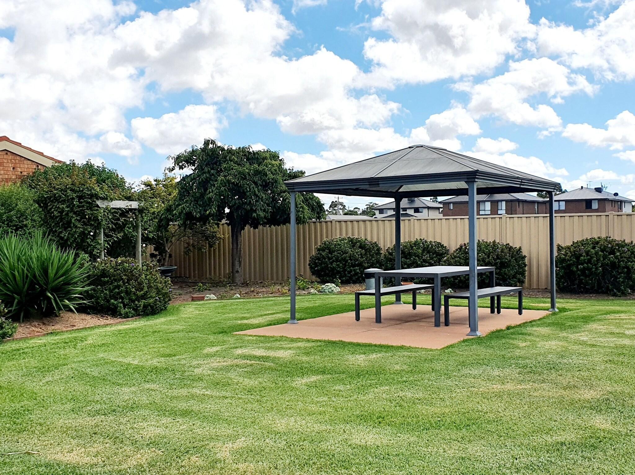 Varios Werribee Park Motor Inn