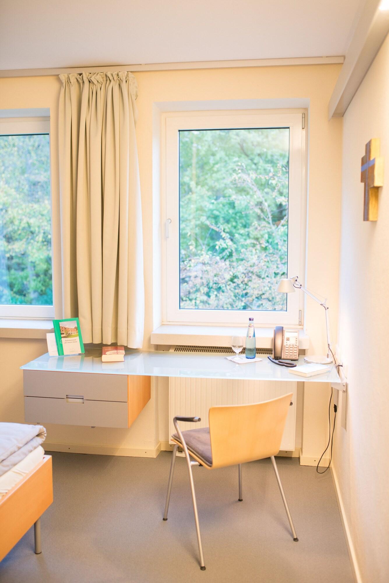 Set de Habitación Katholische Akademie Schwerte