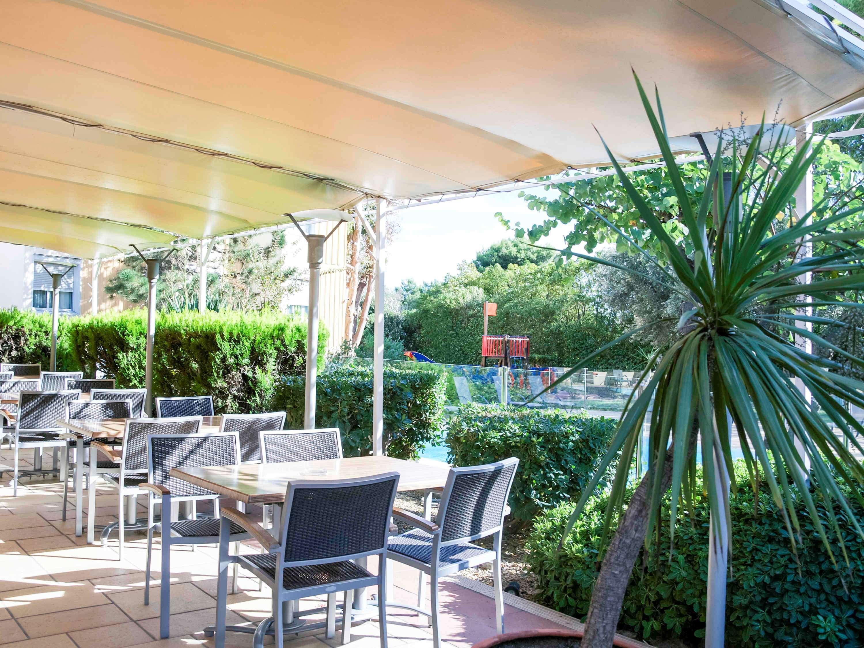 Bar/Salón ibis Styles Toulon La Seyne sur Mer