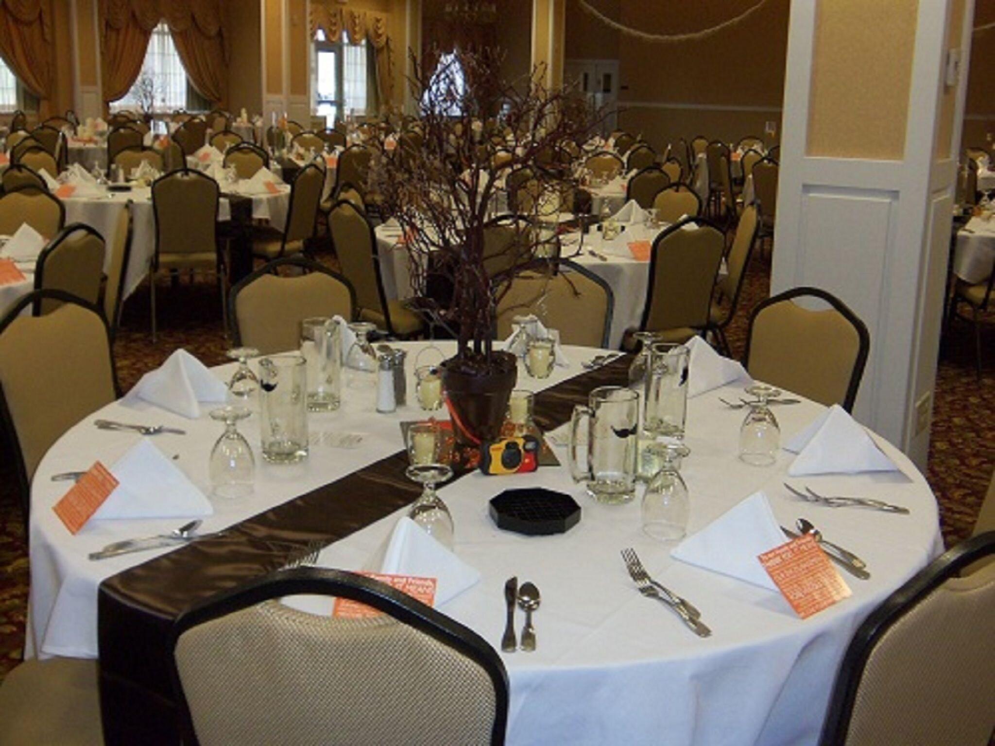 Restaurant Town & Country Inn and Suites