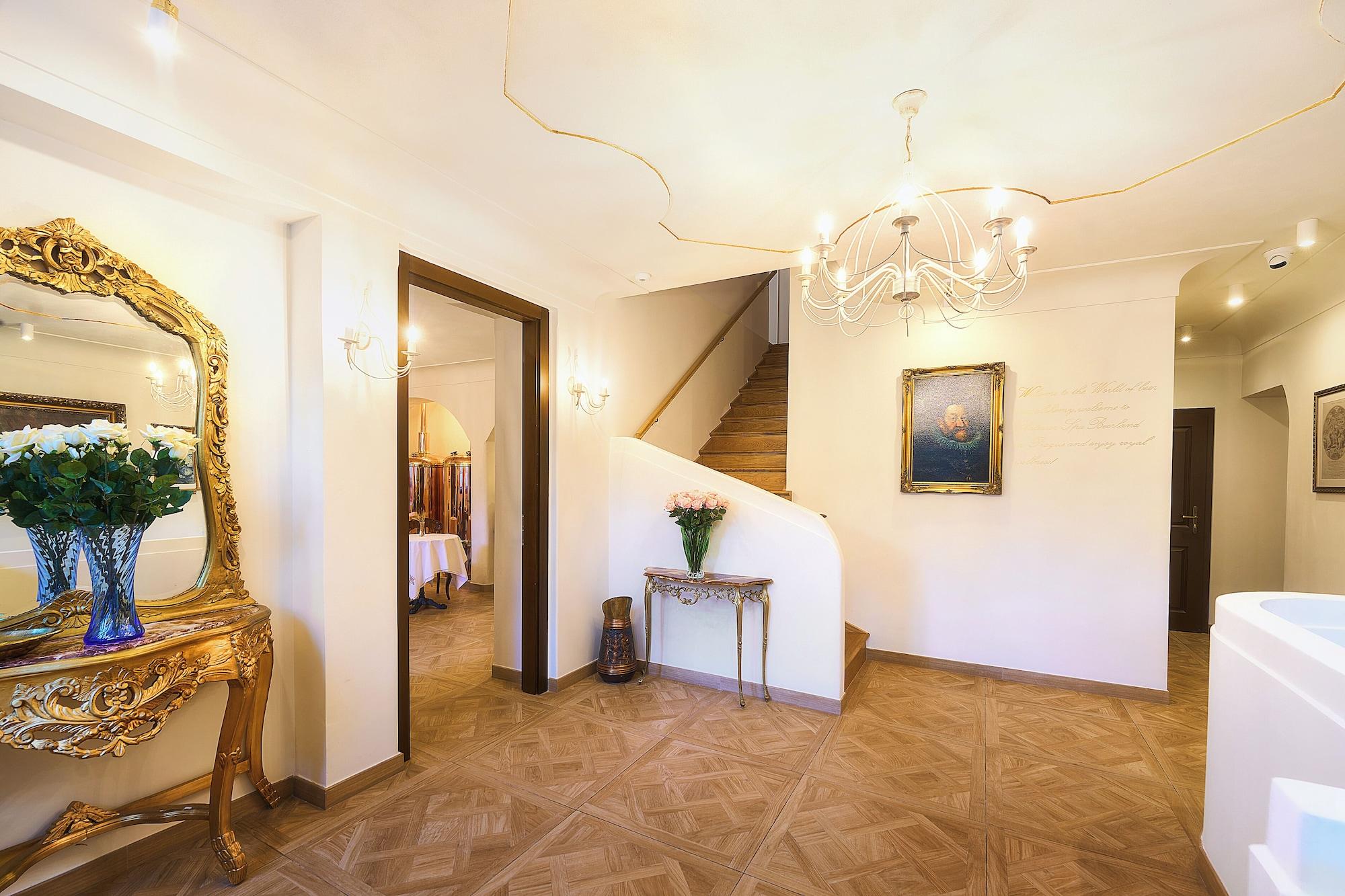 Varios SPA BEERLAND CHATEAUX - At Golden pear