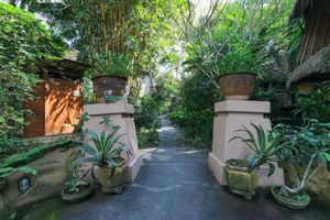 Alojamiento - Tegal Sari Accomodation