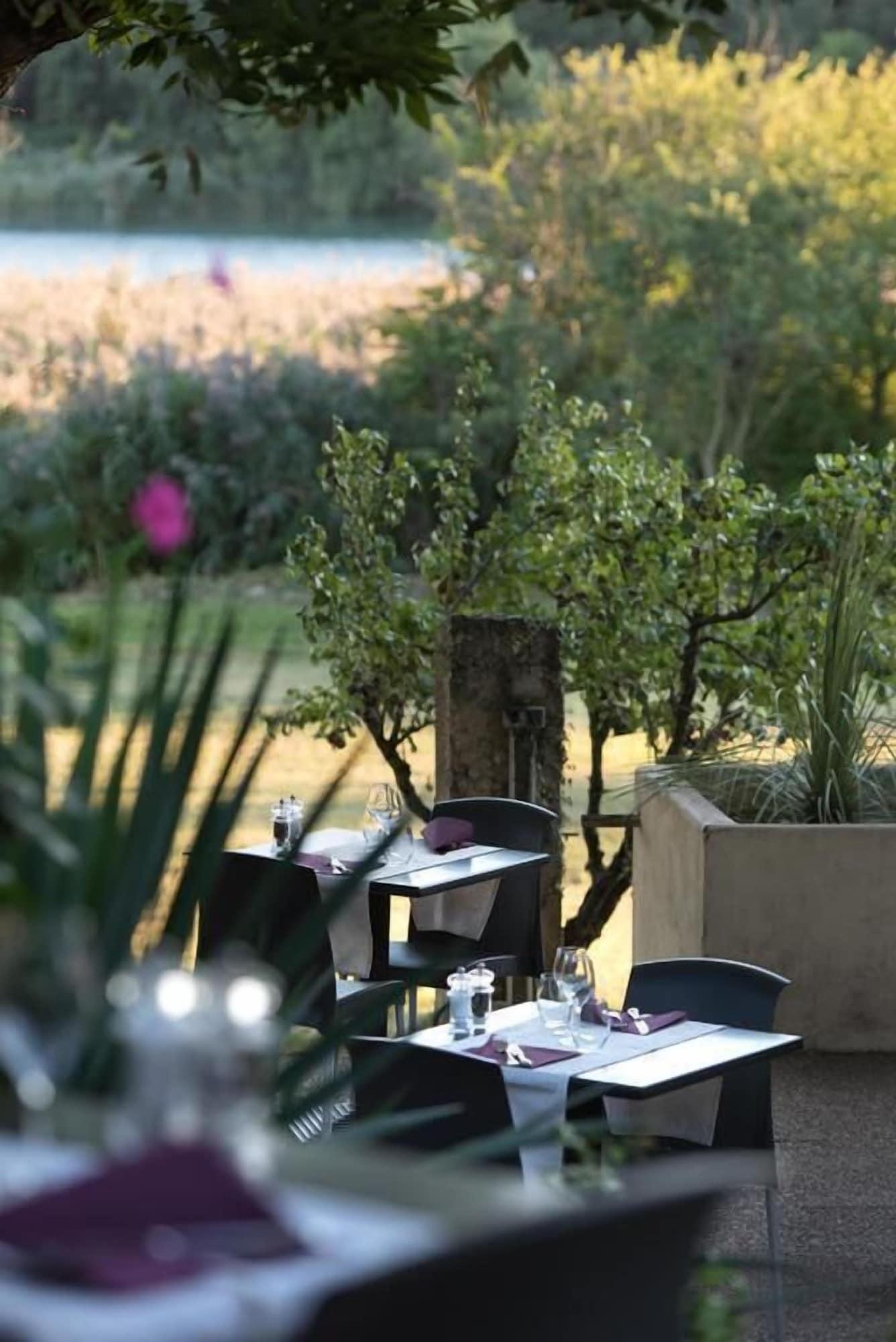 Comodidades del Alojamiento Hôtel Les Vieilles Granges