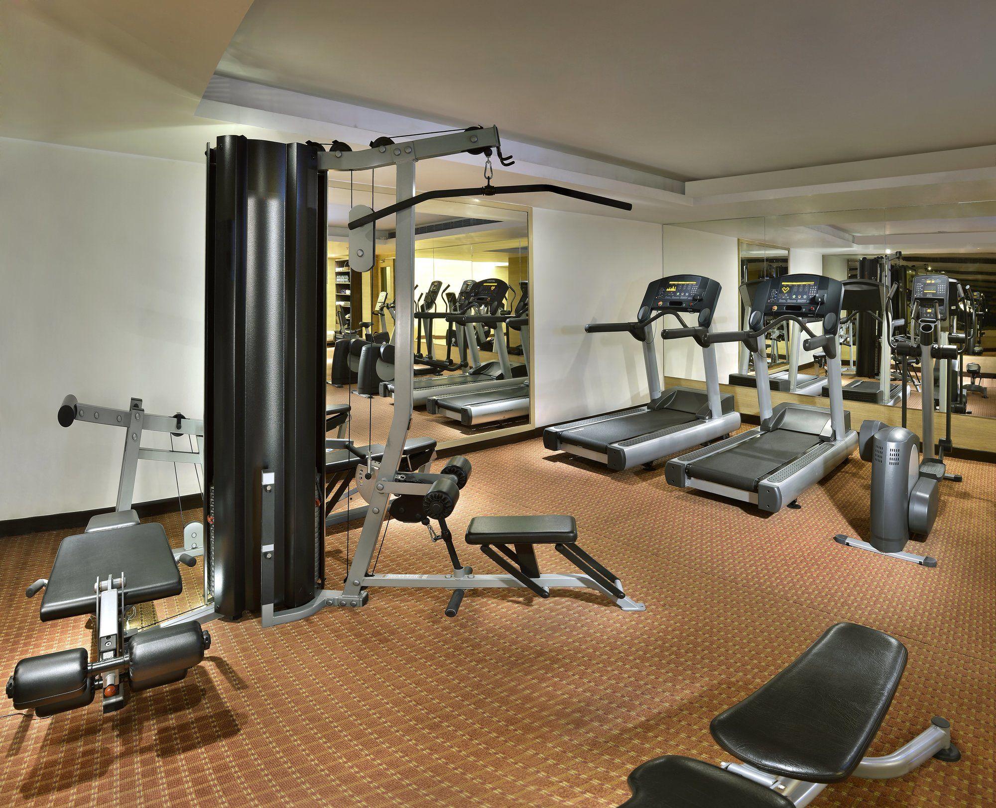 Health club Four Points by Sheraton New Delhi, Airport Highway