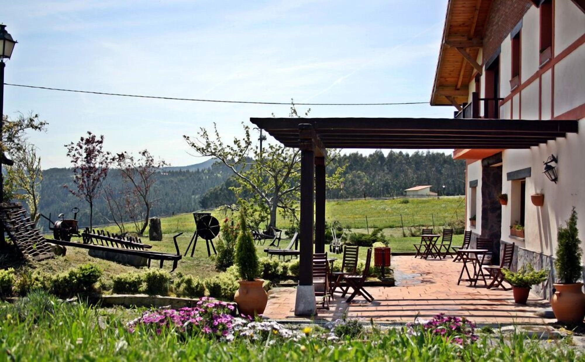 Vista Exterior H&AP Rural Merrutxu