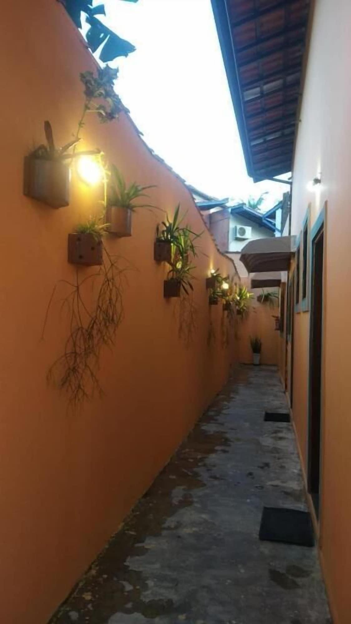 Vista Exterior Suítes Encanto Madas