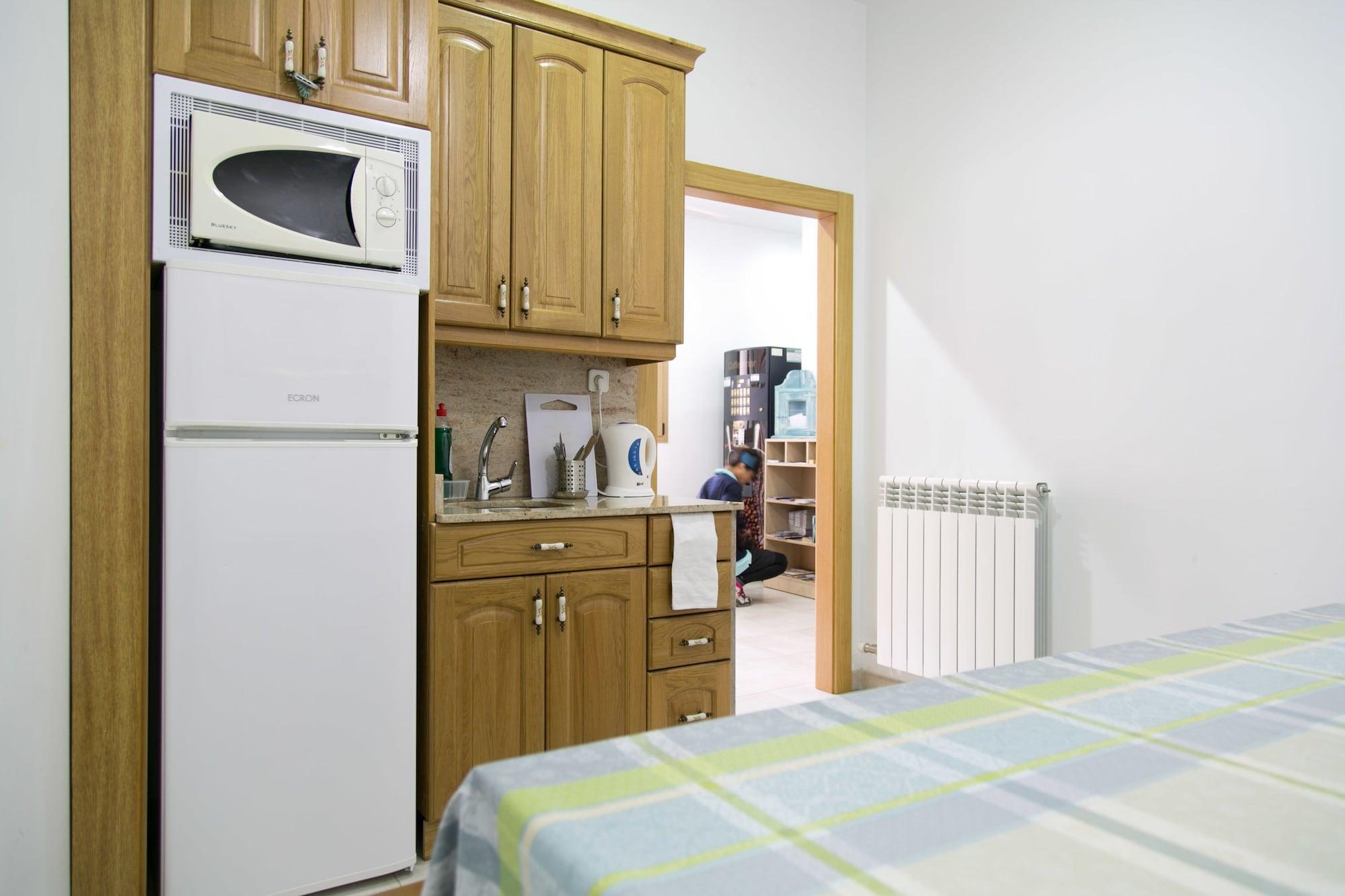 Restaurant Albergue Albas - Hostel
