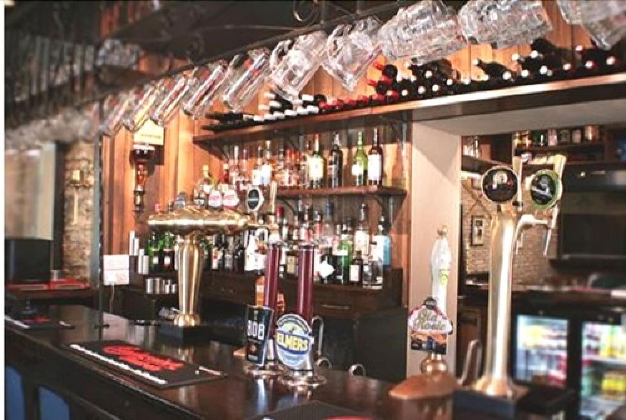 Bar/Salón Cat and Custard Pot Inn
