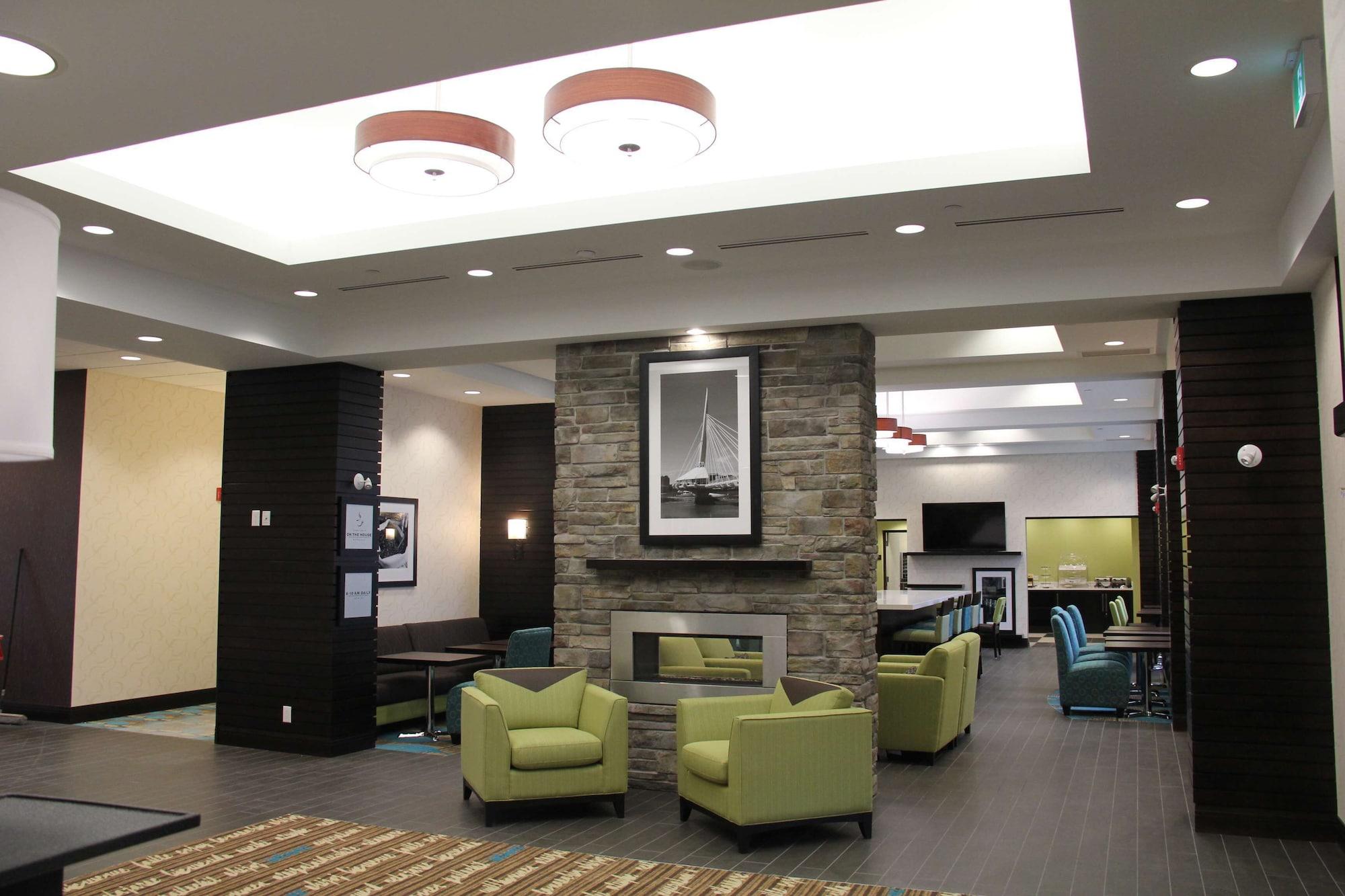 Vista Lobby Hampton Inn by Hilton Winnipeg Airport/Polo Park