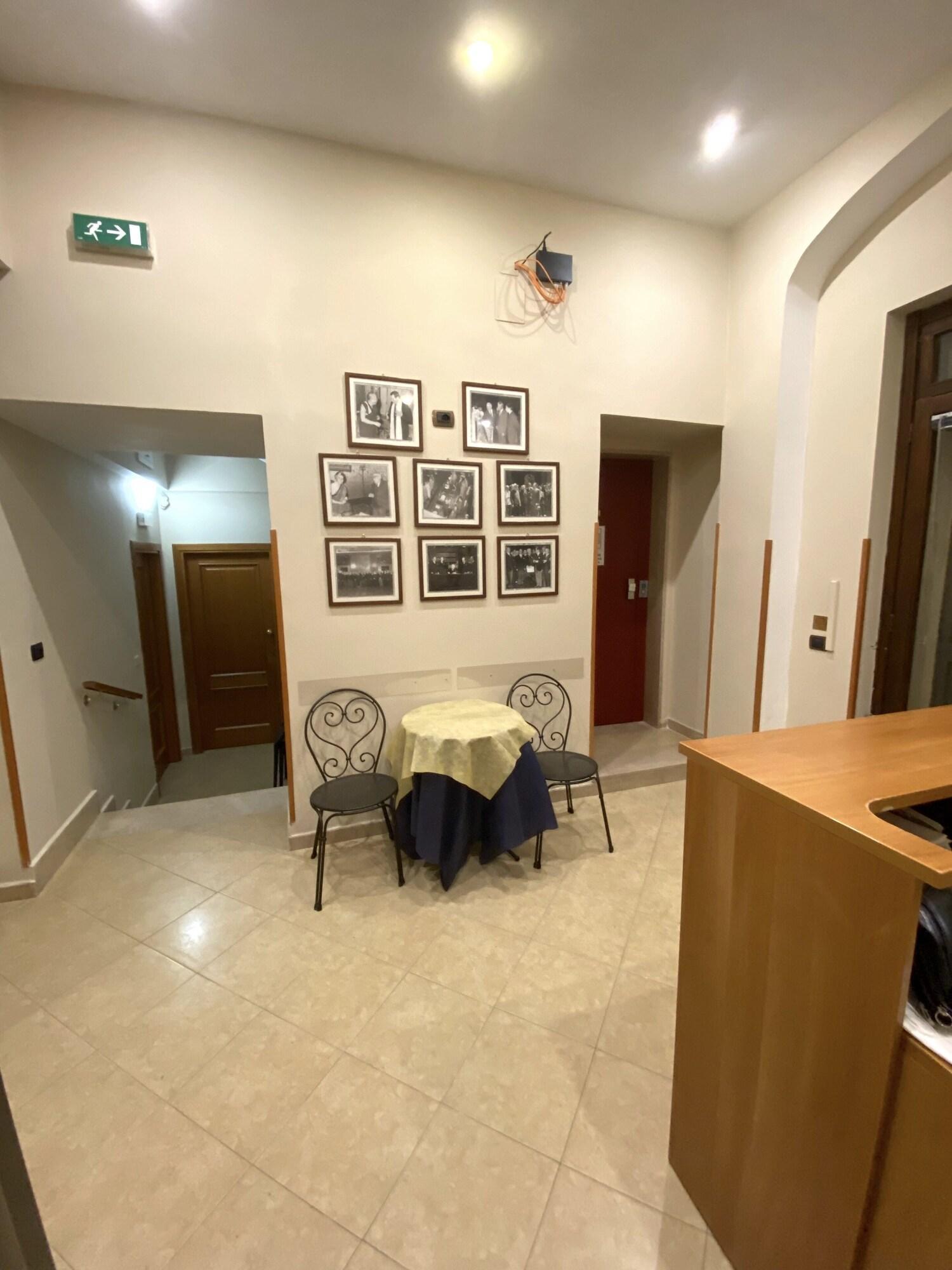 Vista Lobby Albergo del Cacciatore