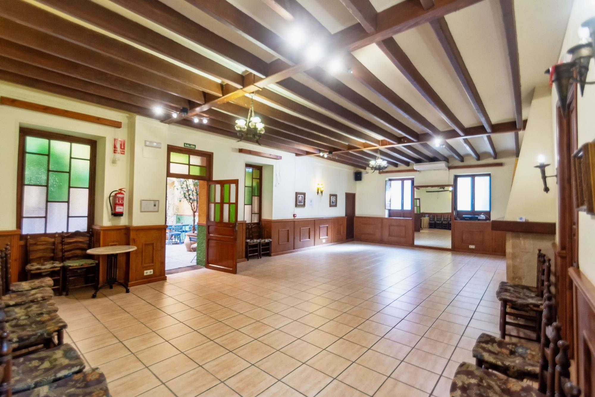 Sala de Reuniones Hostal Loreto