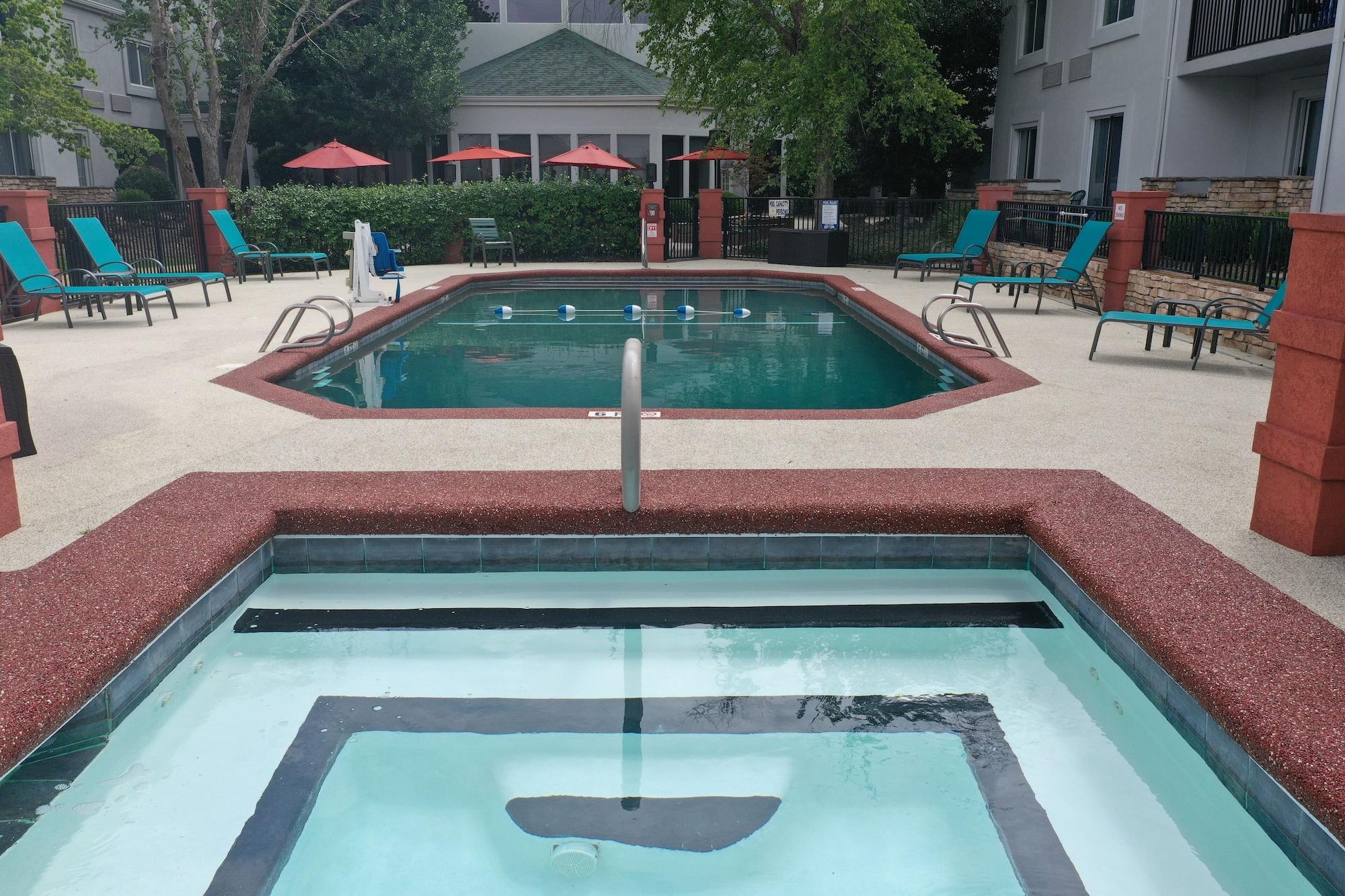 Vista Piscina Wingate by Wyndham Valdosta/Moody AFB
