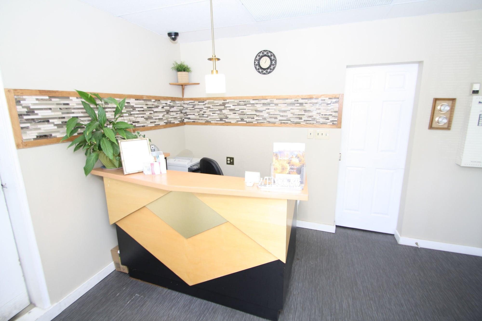 Vista Lobby Harrison Spa Motel