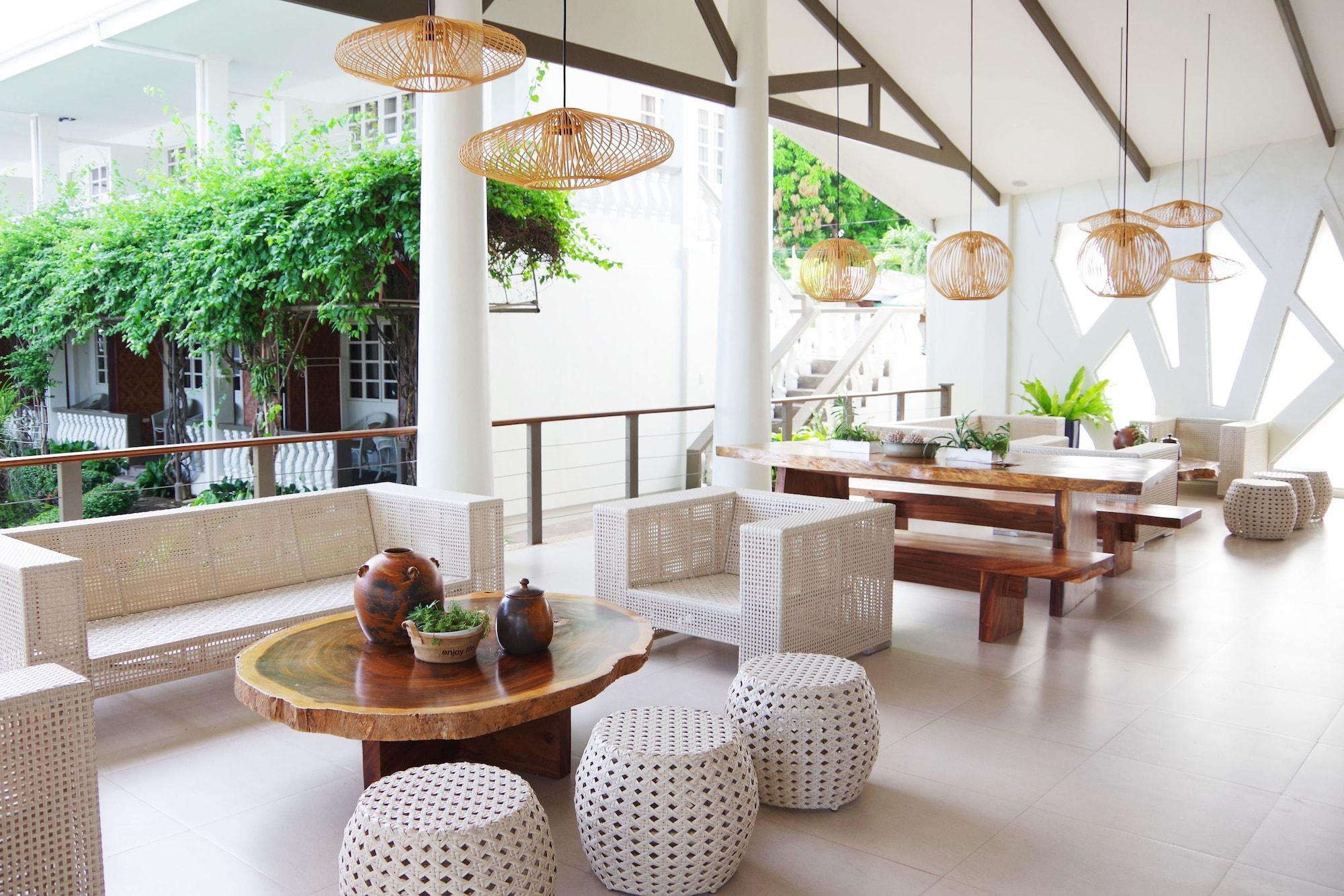 Vista Lobby Paras Beach Resort