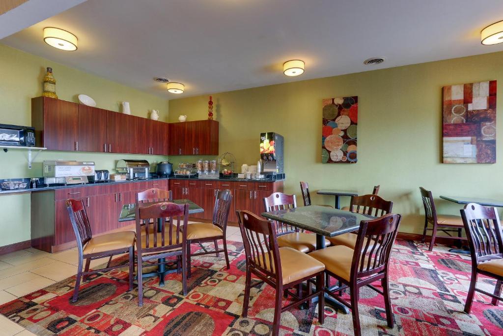 Restaurant Red Roof Inn Springfield, OH