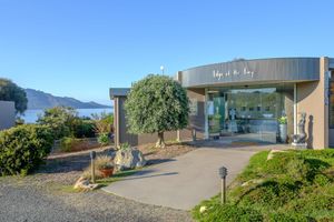 Alojamiento - Edge of the Bay