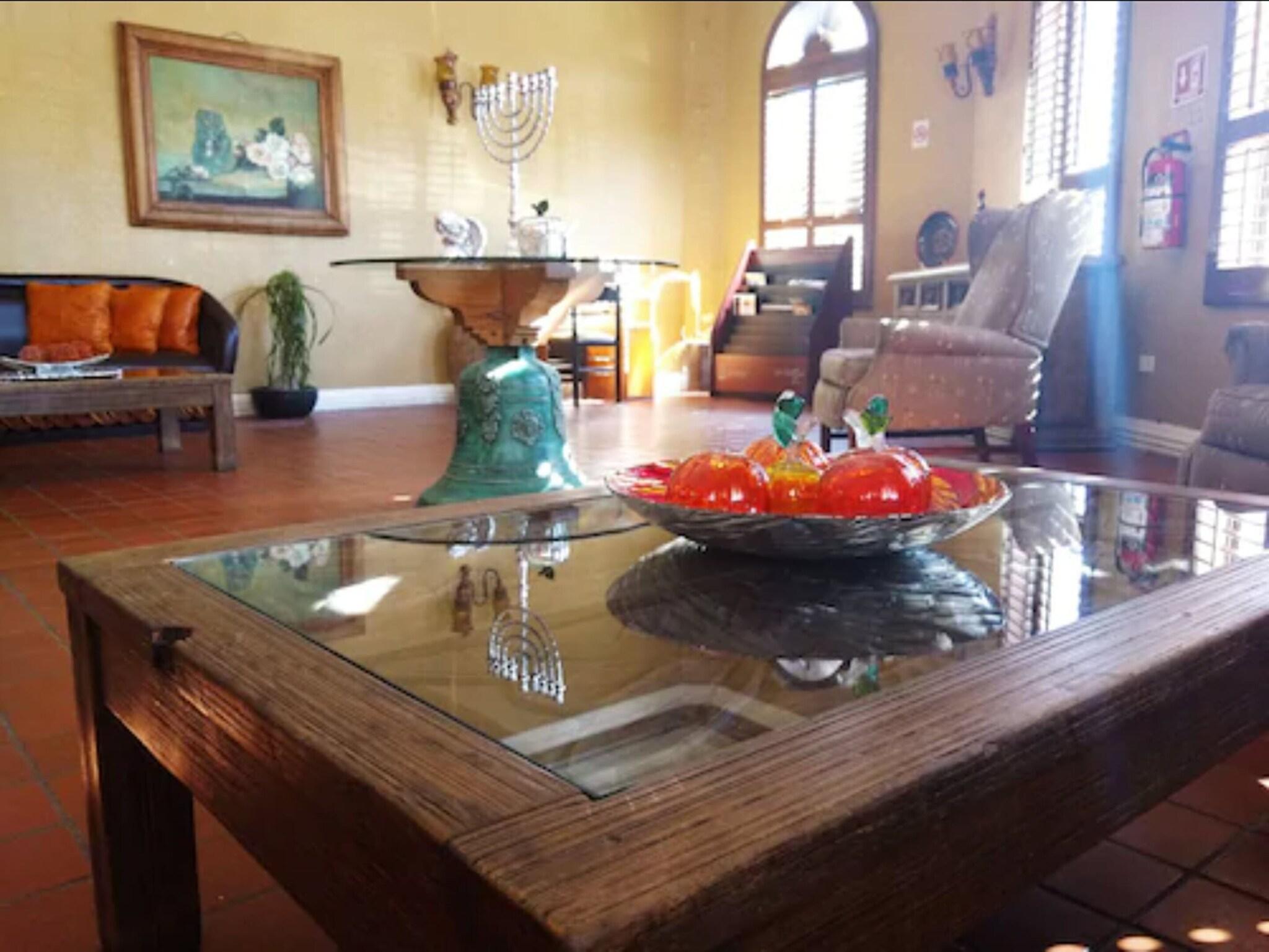 Vista Lobby Hotel Chula Vista