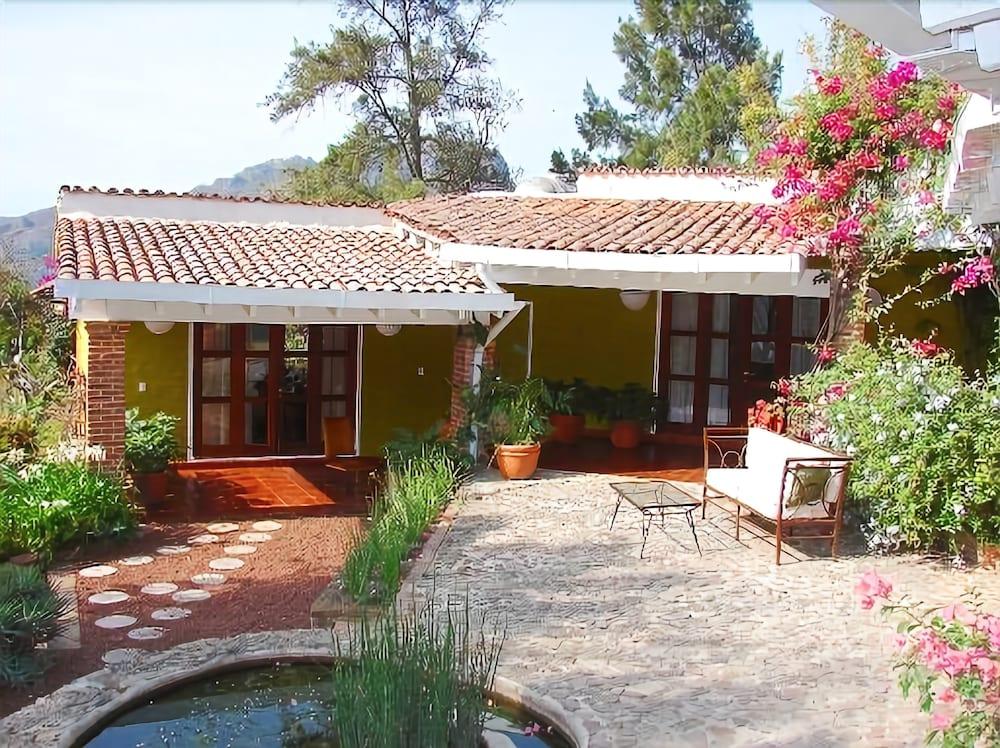 Varios La Villa Bonita Culinary Vacation