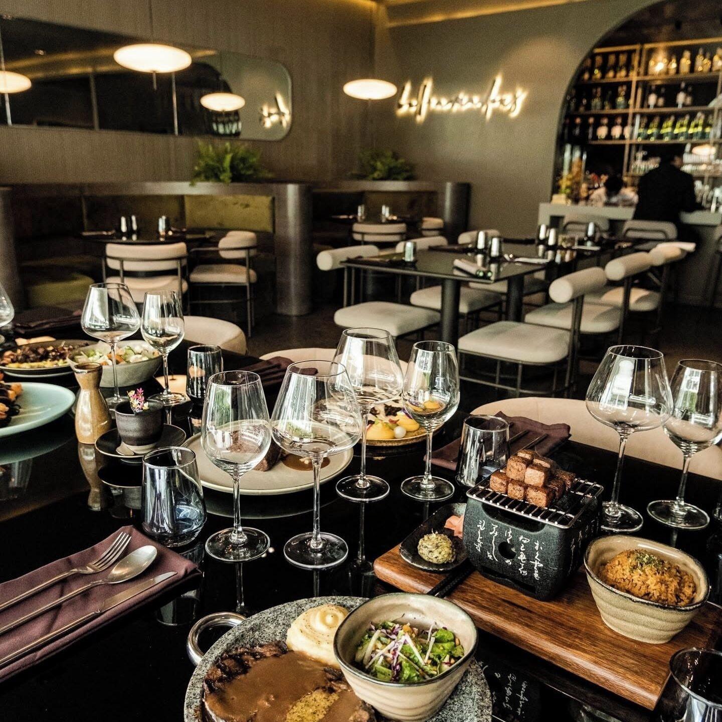 Restaurant 88th Avenue