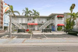 Alojamiento - Hollywood Beach Hotels