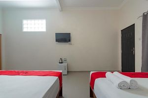 Alojamiento - Formerly RedDoorz Perintis Guesthouse Tasikmalay
