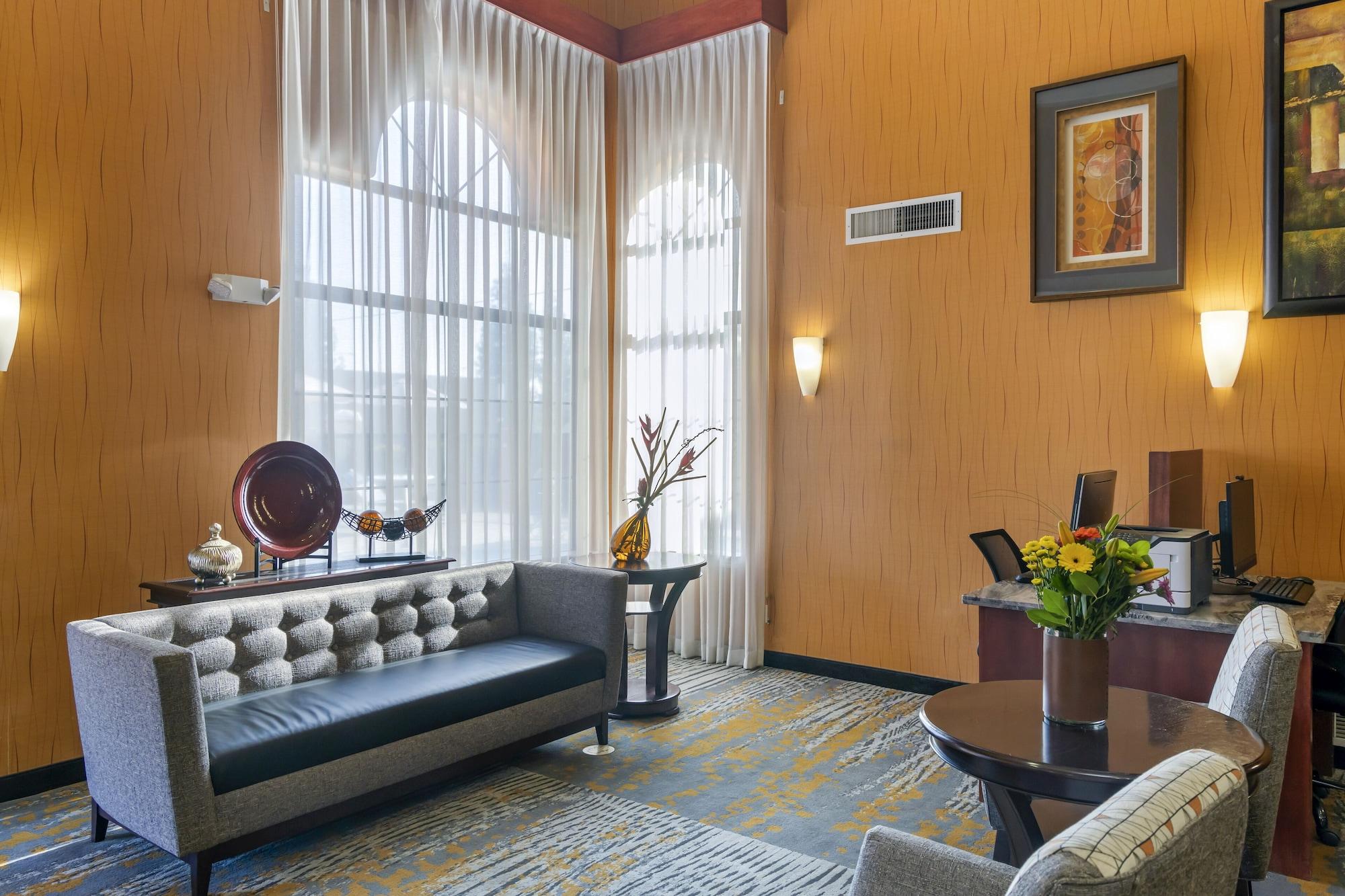 Vista Lobby Best Western Plus Fresno Inn