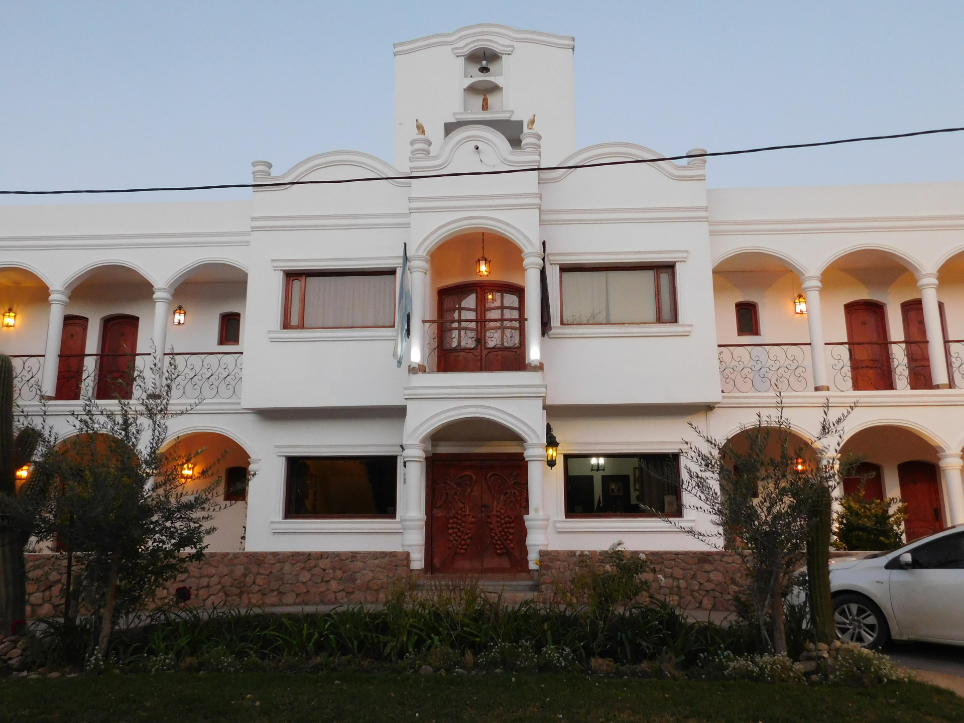 Vista Exterior Hotel Portal del Santo