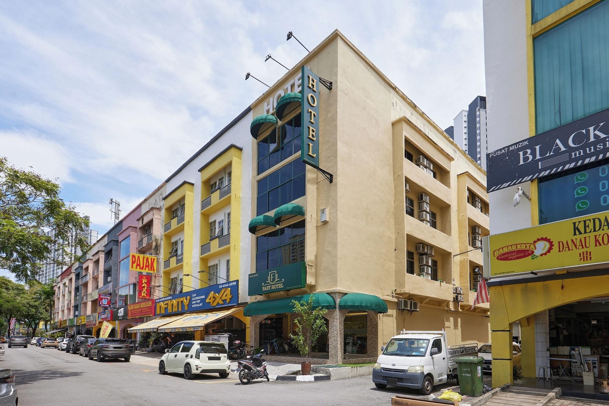 Varios Fast Hotel Setapak Near Tunku Abdul Rahman UMT KL