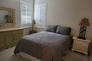 Alquiler Vacacional - 3-bedroom Townhome in Estero with easy access resort pool, pickleball WiFi, AC