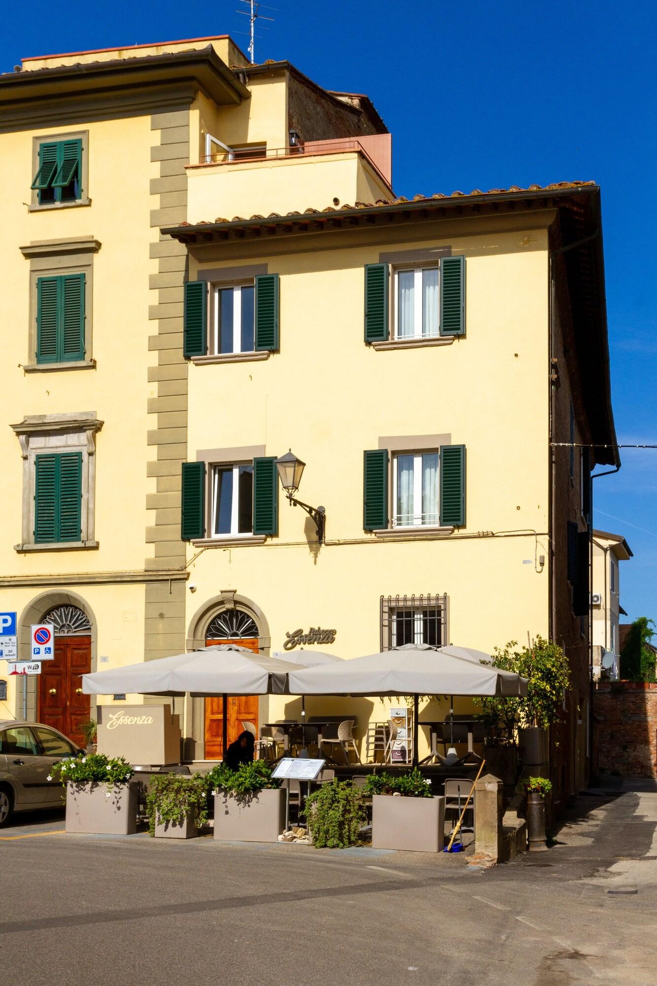 Varios Palazzo Essenza