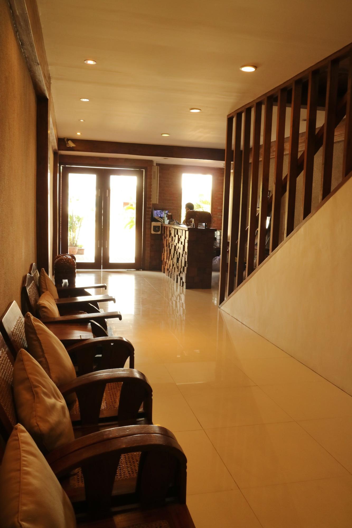 Vista Lobby Mango Valley Hotel 2
