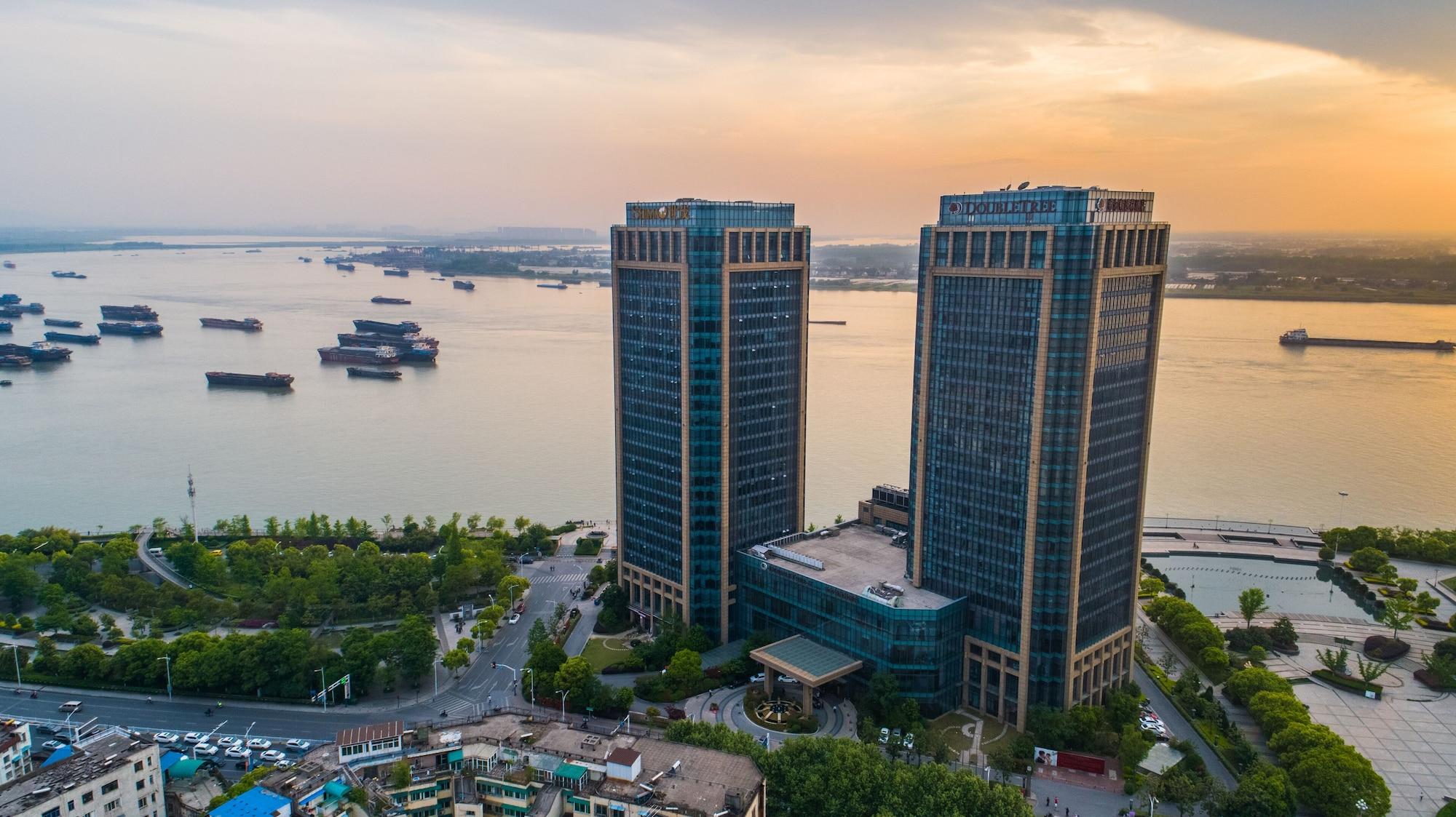 Vista Exterior DoubleTree by Hilton Hotel Wuhu