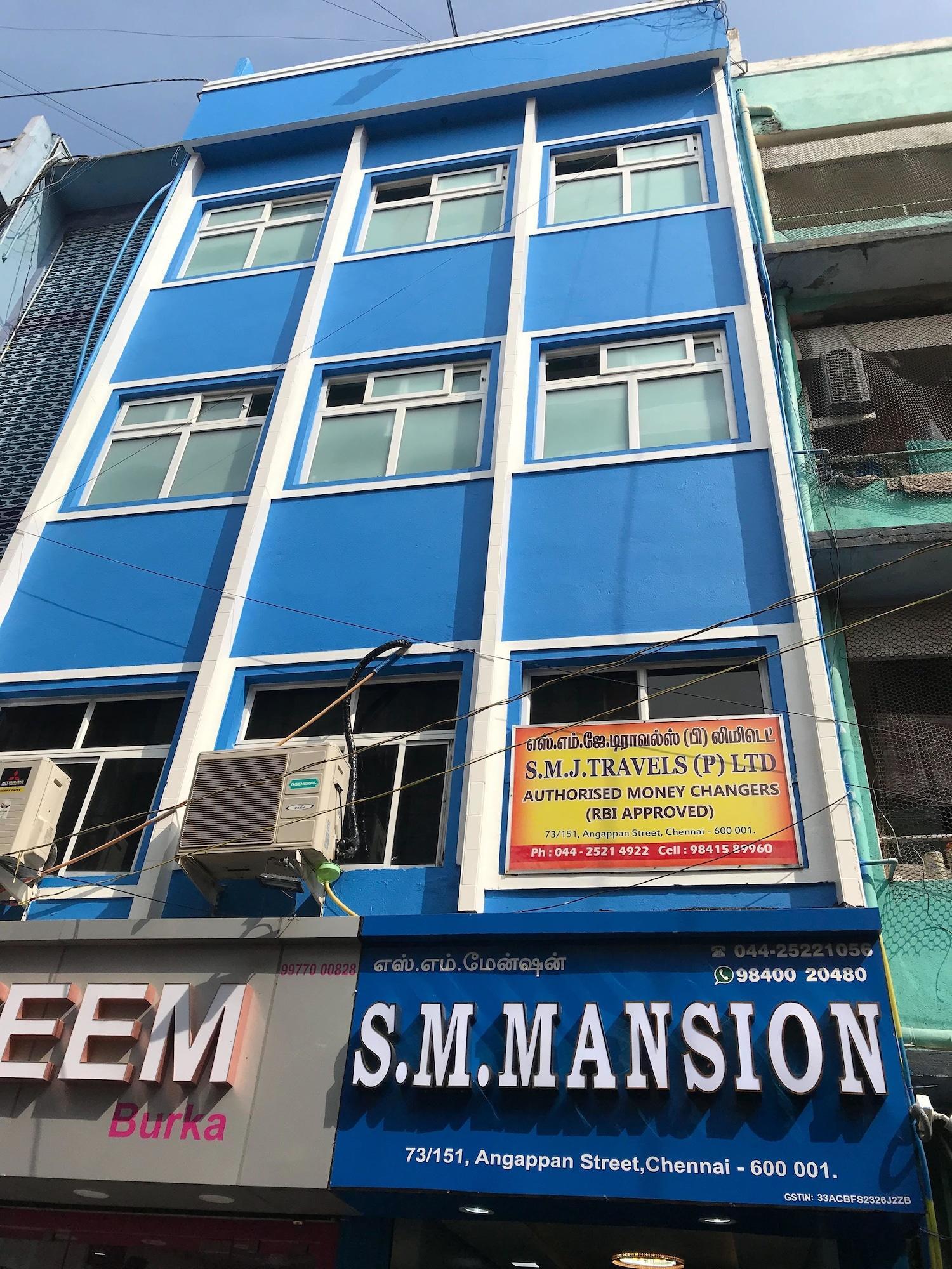 Vista Exterior S M Mansion near Harbour & High court