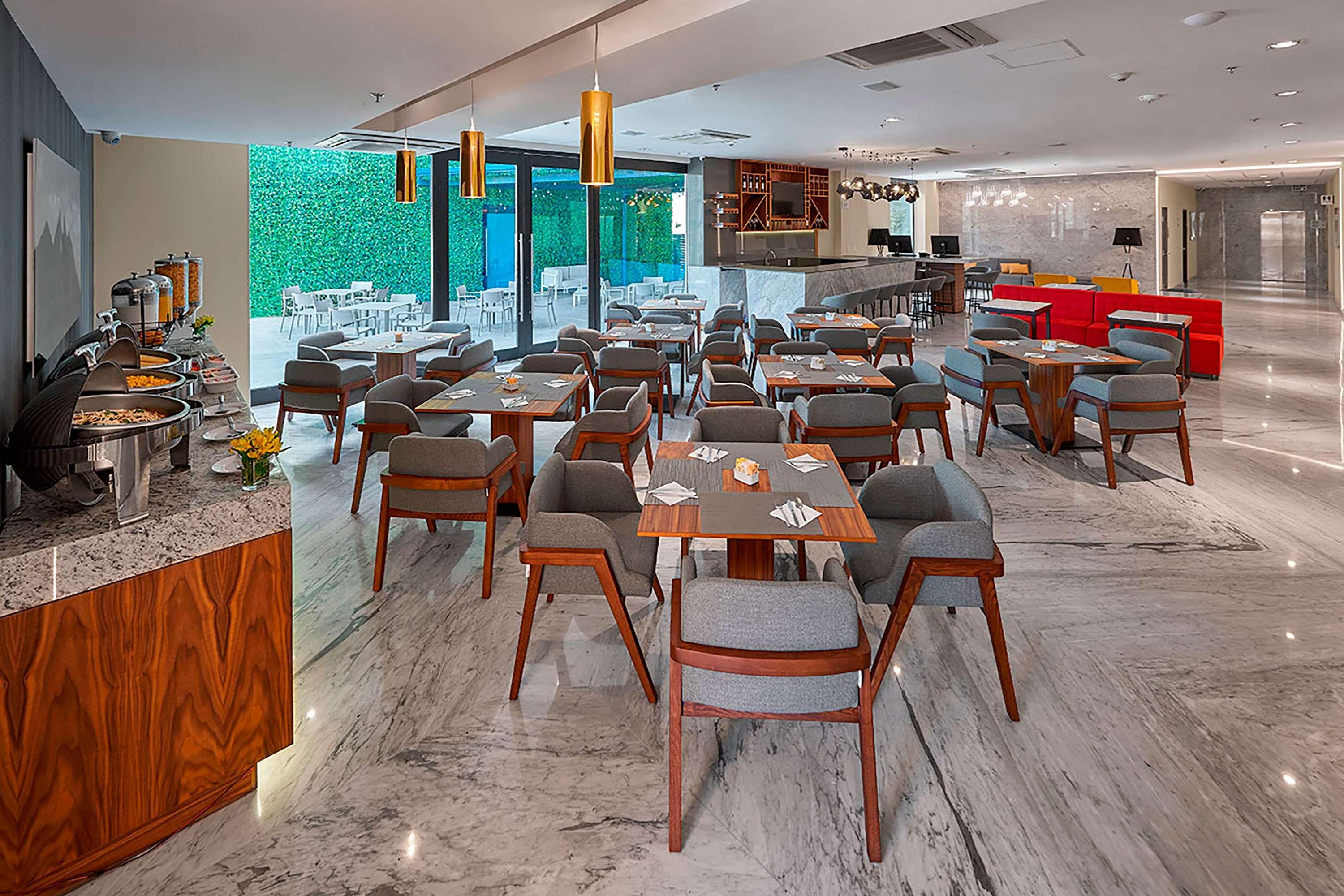Restaurant SJ Grand Hotel Monterrey