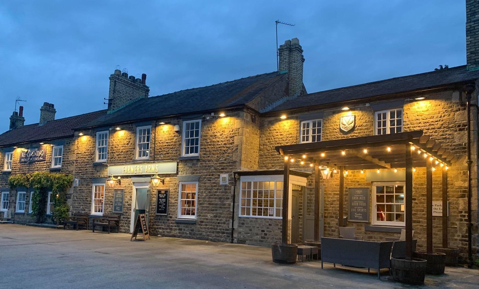 Varios The Farmers Arms