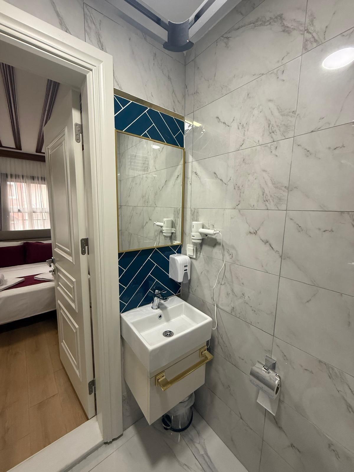 Equipamiento de Habitación Neo Konak