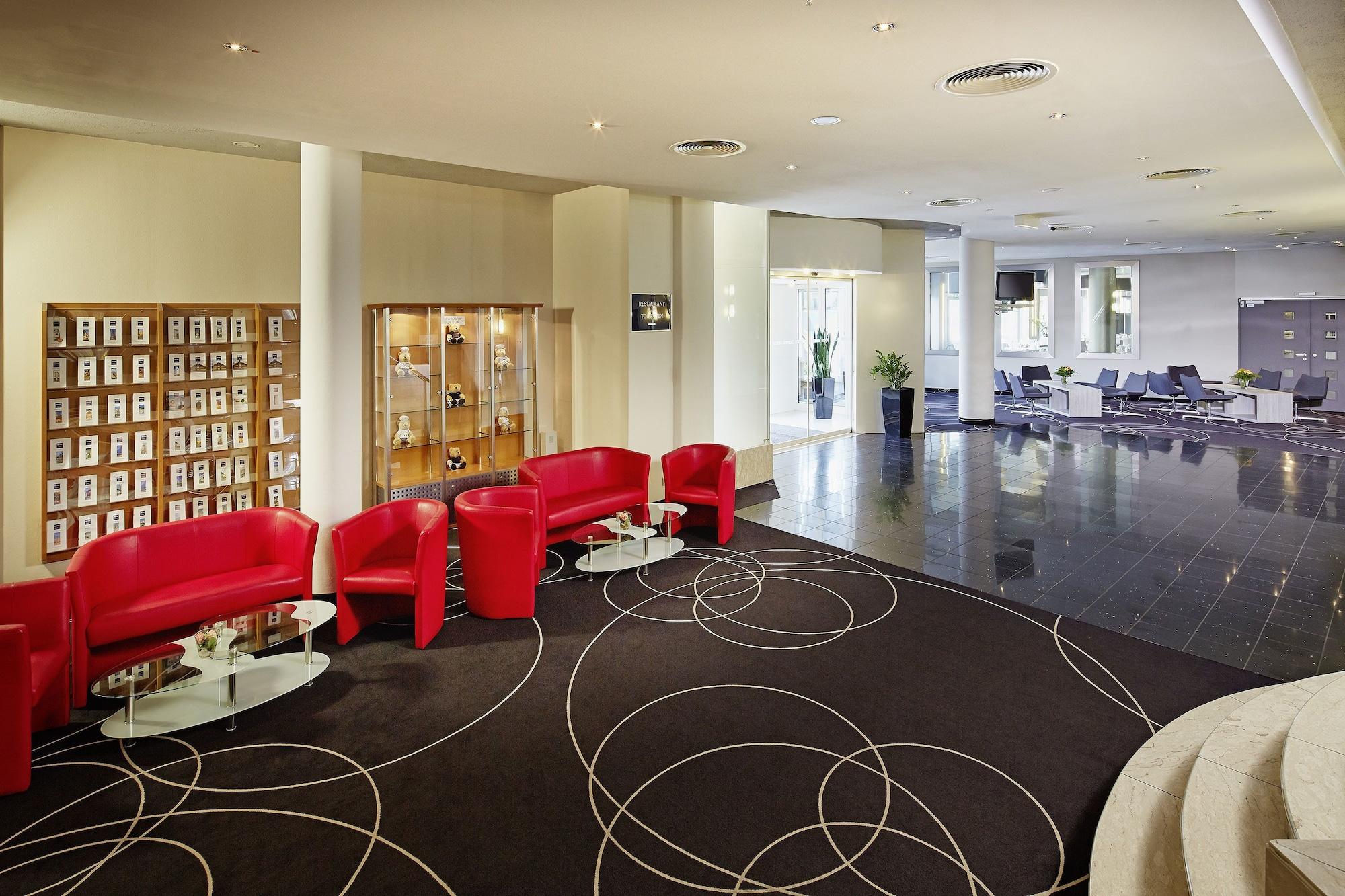 Vista Lobby Hotel Frankfurt Niederrad
