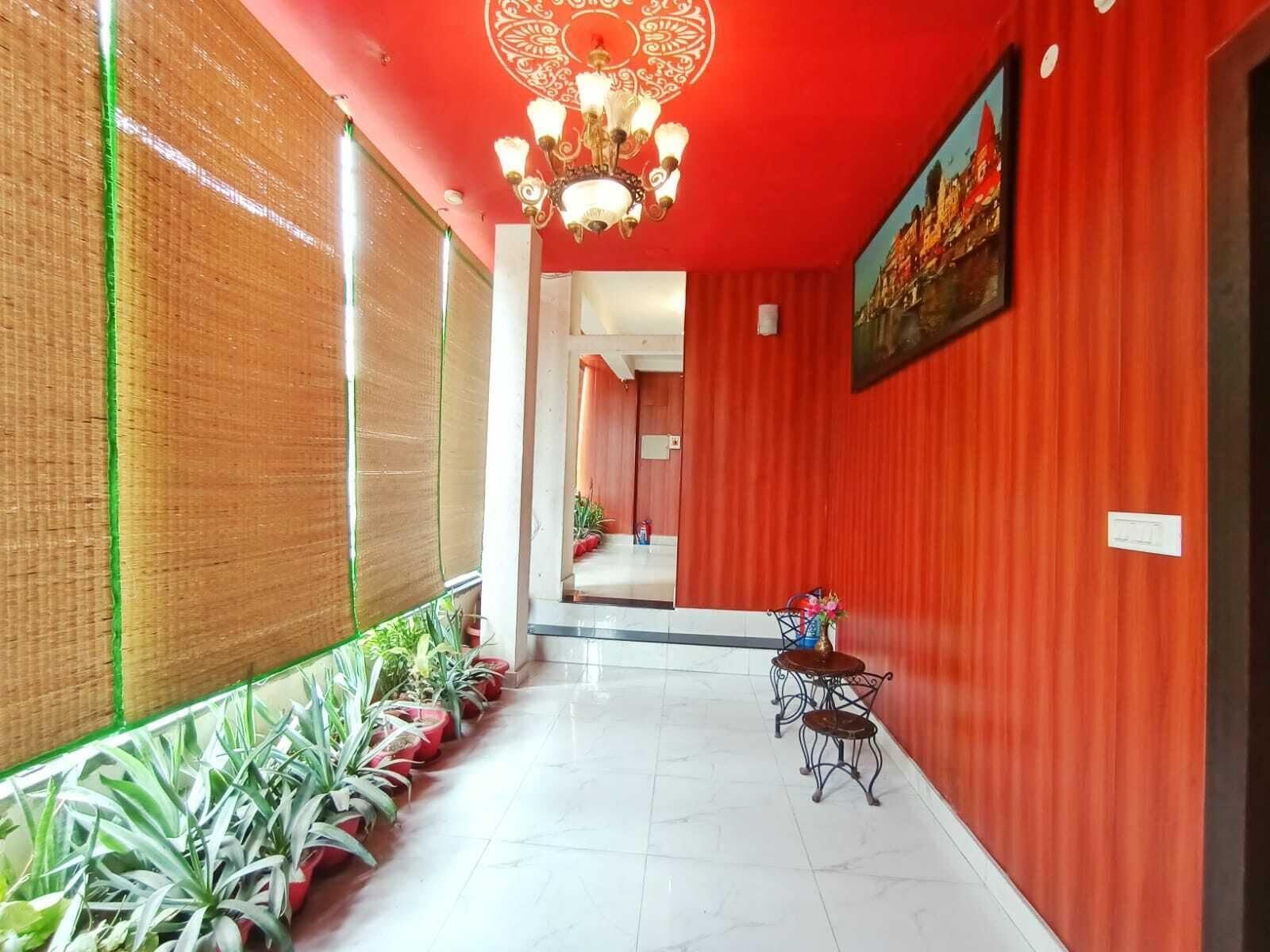 Restaurant Hotel Yash Residency Assi Ghat & Bhu