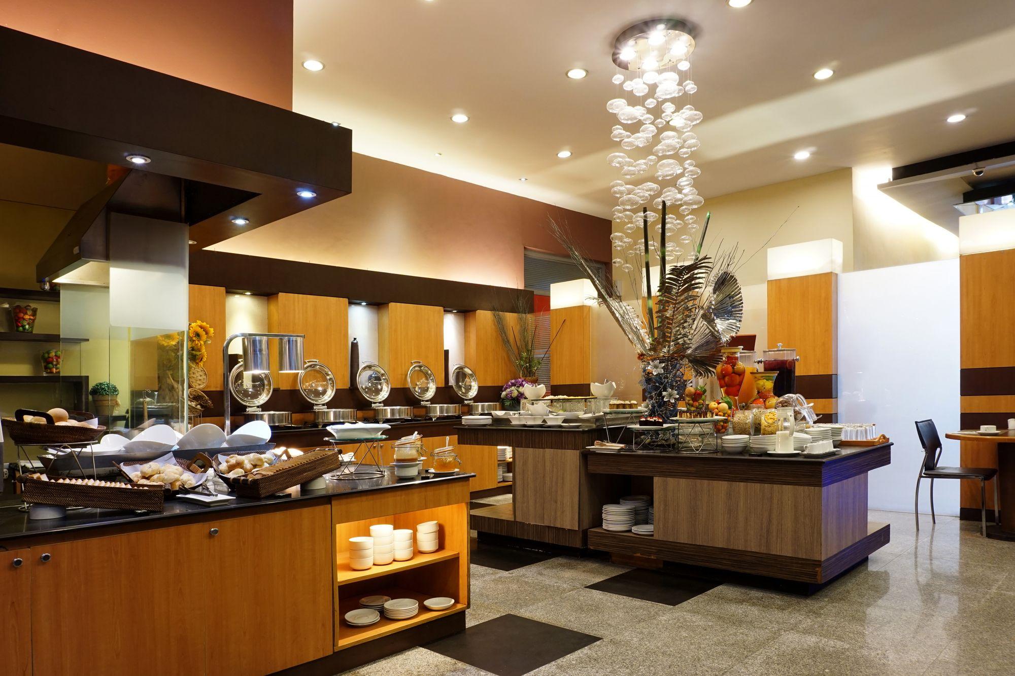 Restaurant Greenhills Elan Hotel