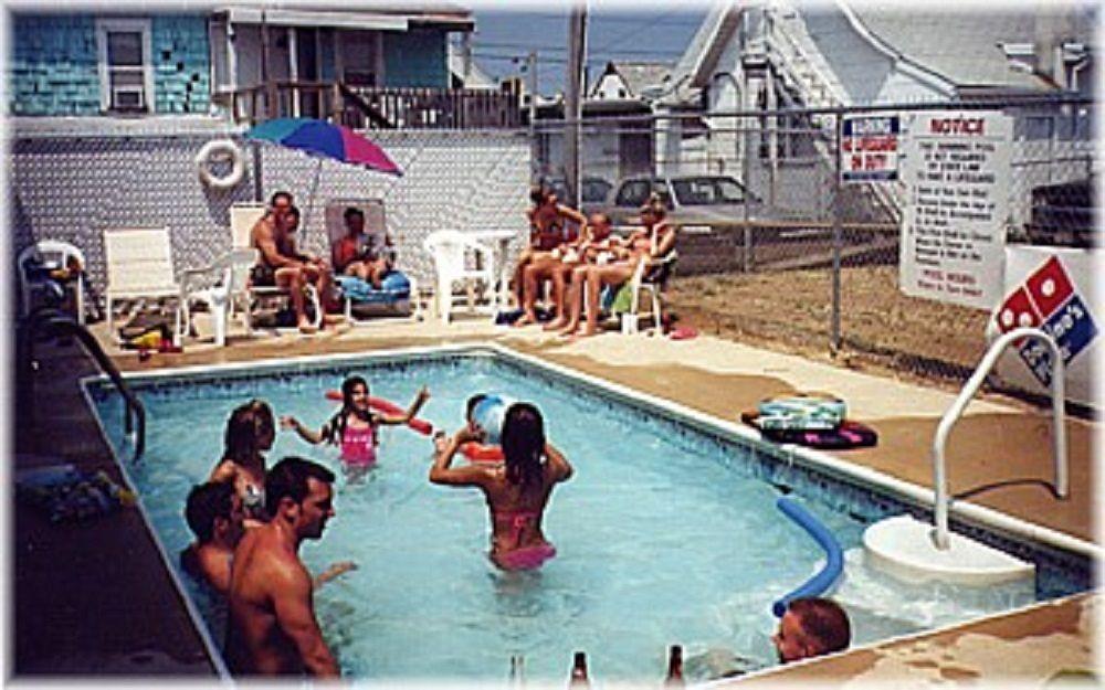 Vista Piscina Franklin Terrace Motel