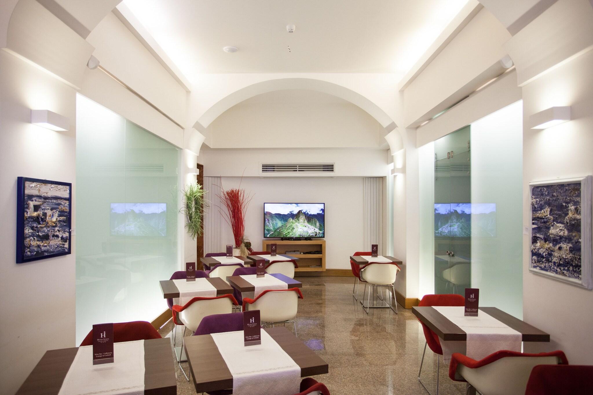 Bar/Salón Hotel Italia